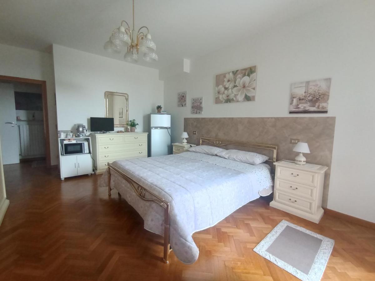 Residenza Damiano Assis Exterior foto